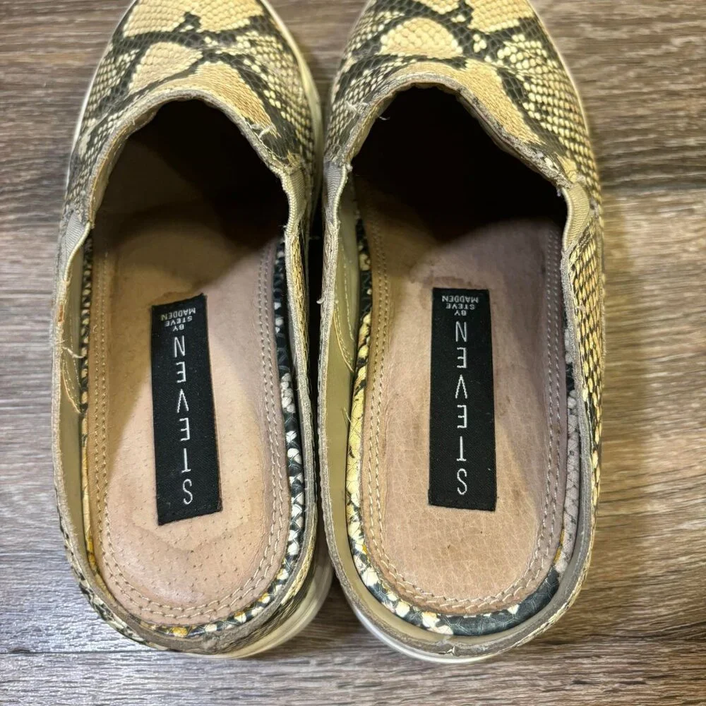 Steve Madden Platform Sneaker Womens Size‎ 6.5M Slip-on Snakeskin